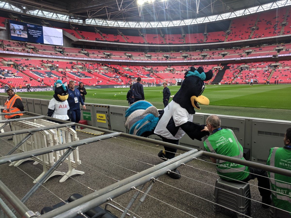 Spurs v. Newcastle Spurs v. Newcastle